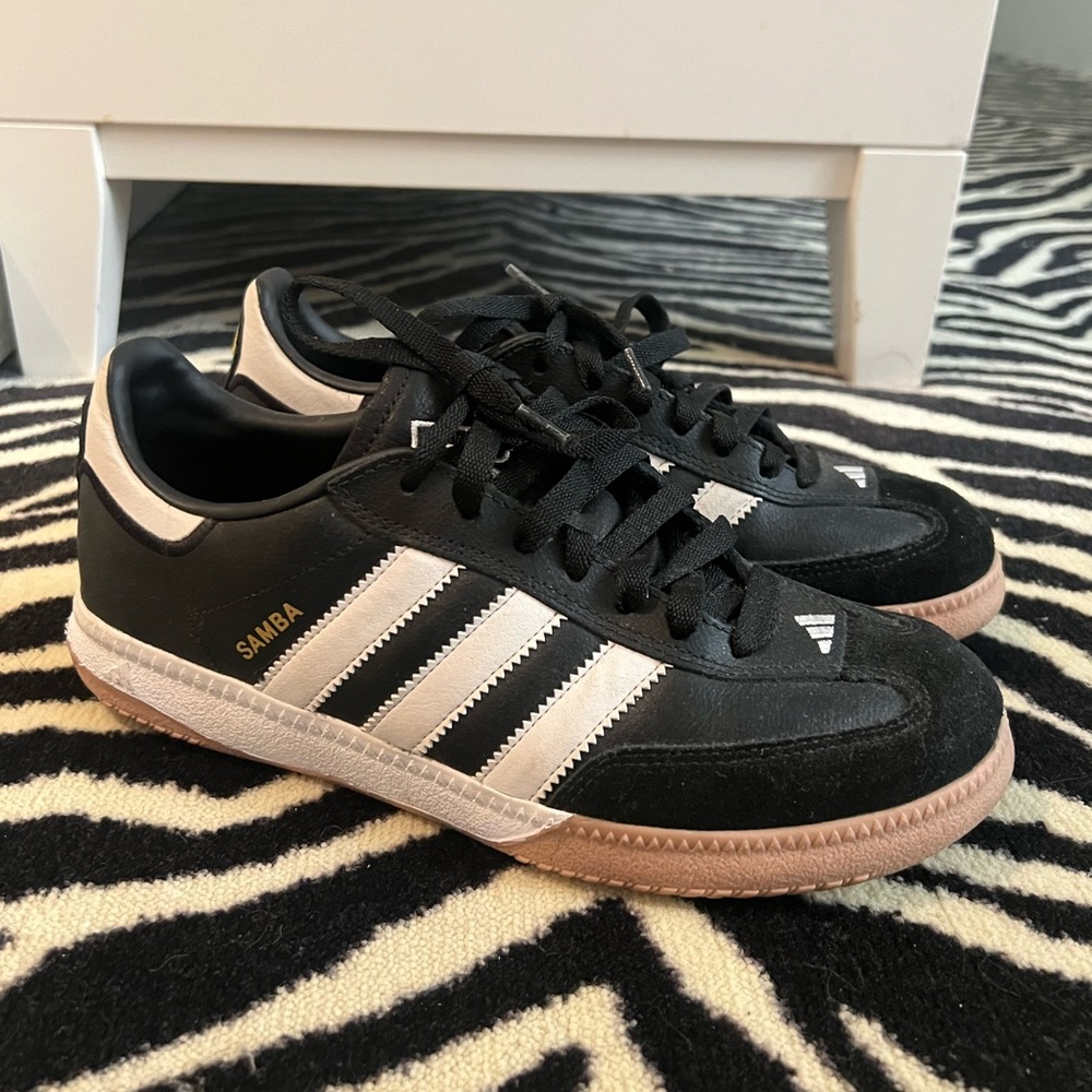 Men’s Adidas Sambas
